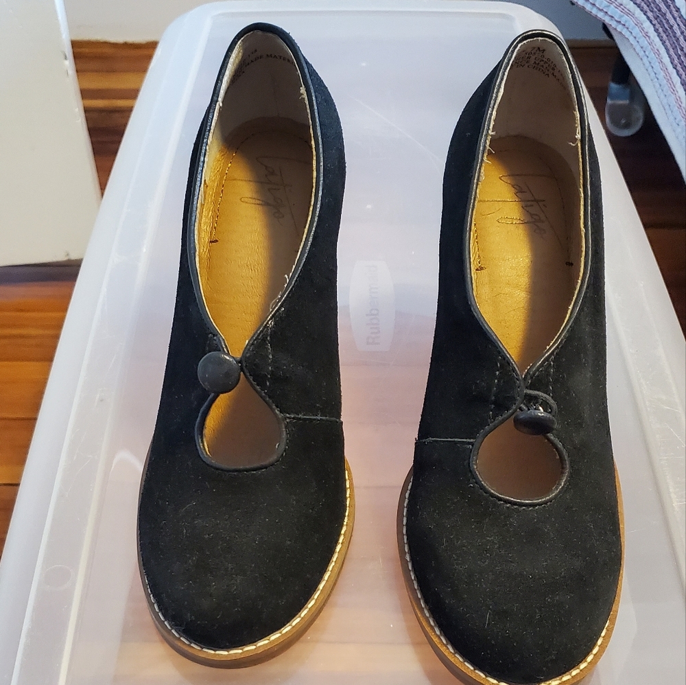 Black suede, 7 Mary Jane wedge heel